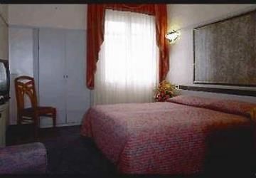 Hotel Dello Stretto Messina Exterior foto